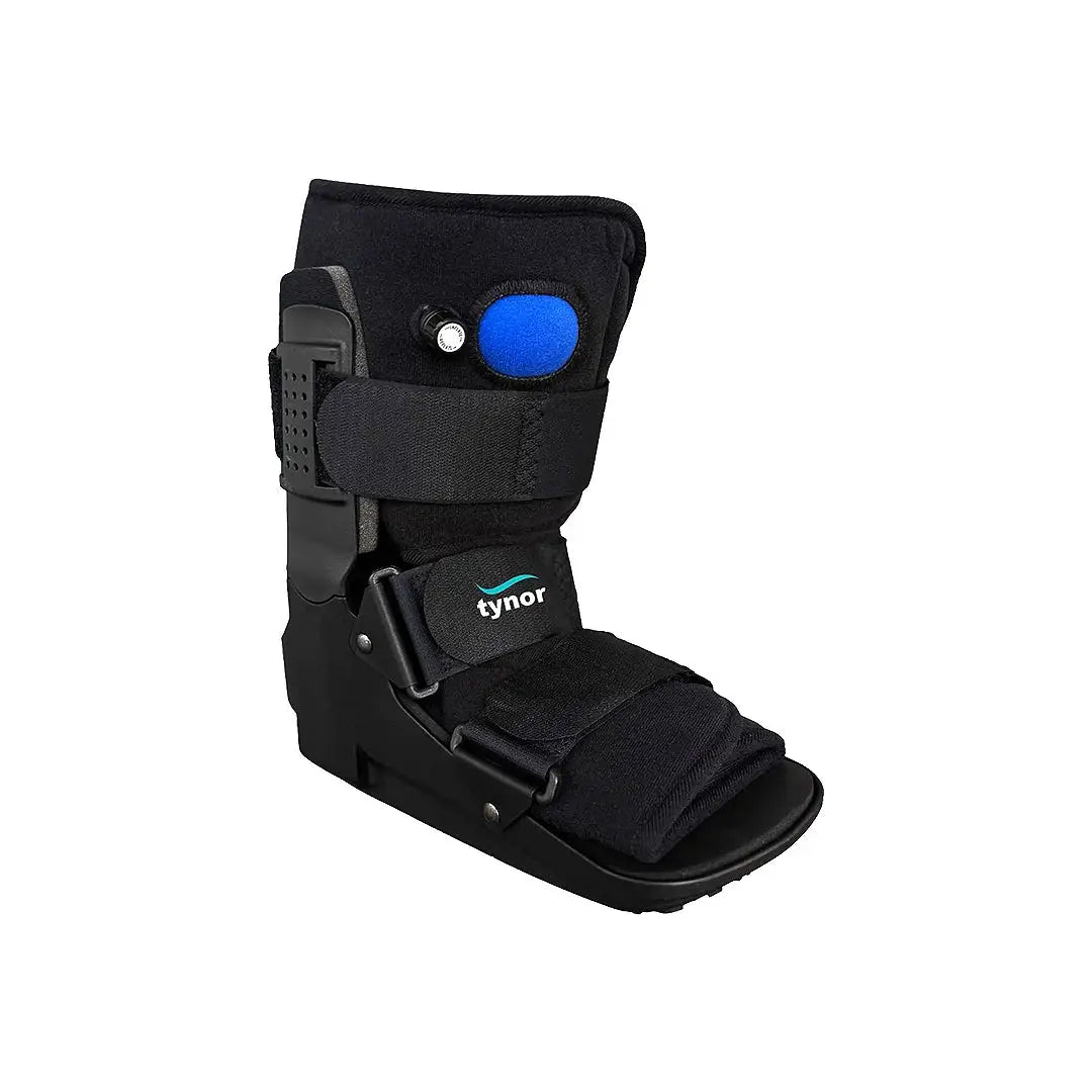 Tynor Walking Boot Air Short-D52 M