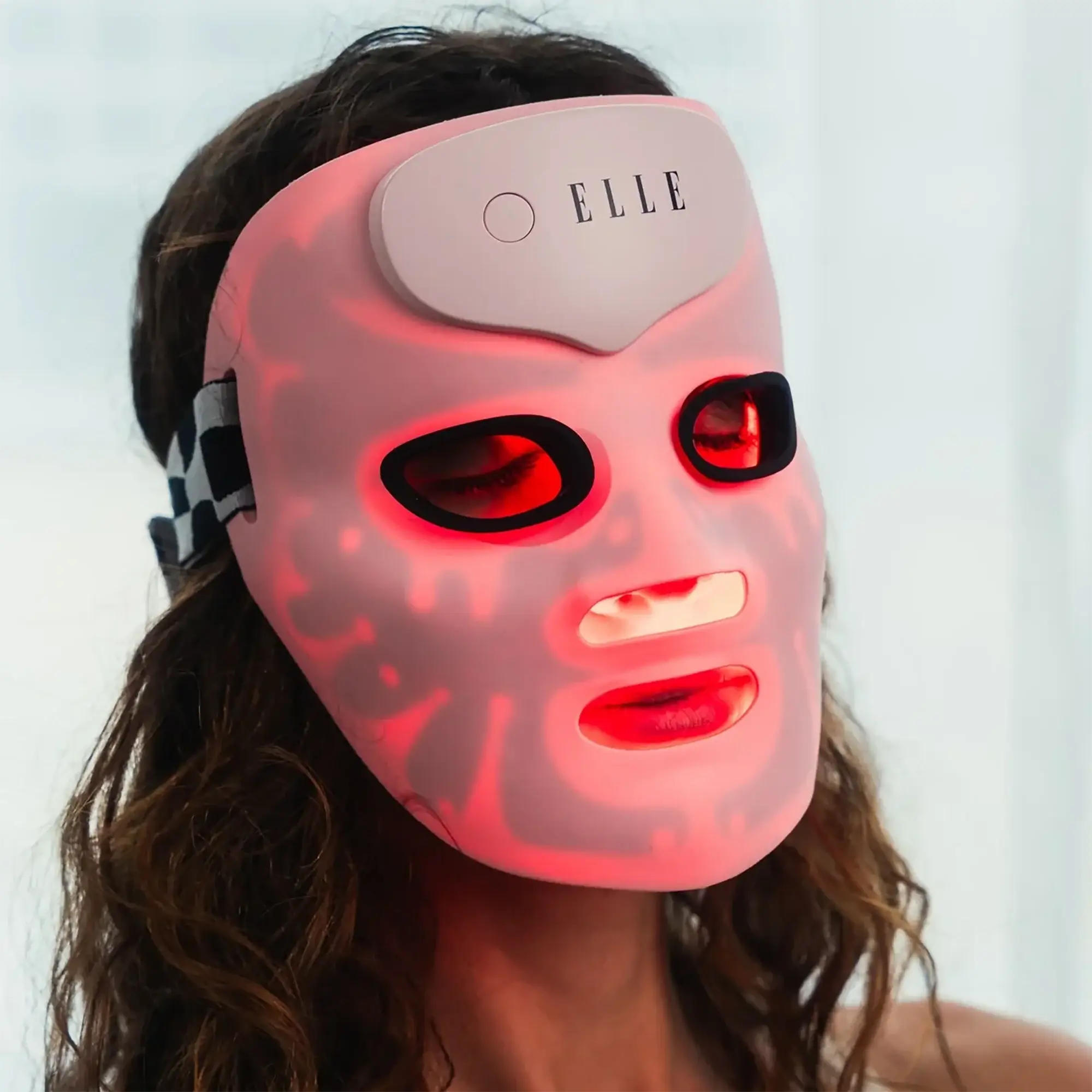61464-Elle Led Mask Radiance Boost Pro Facewear Pink Colour +10