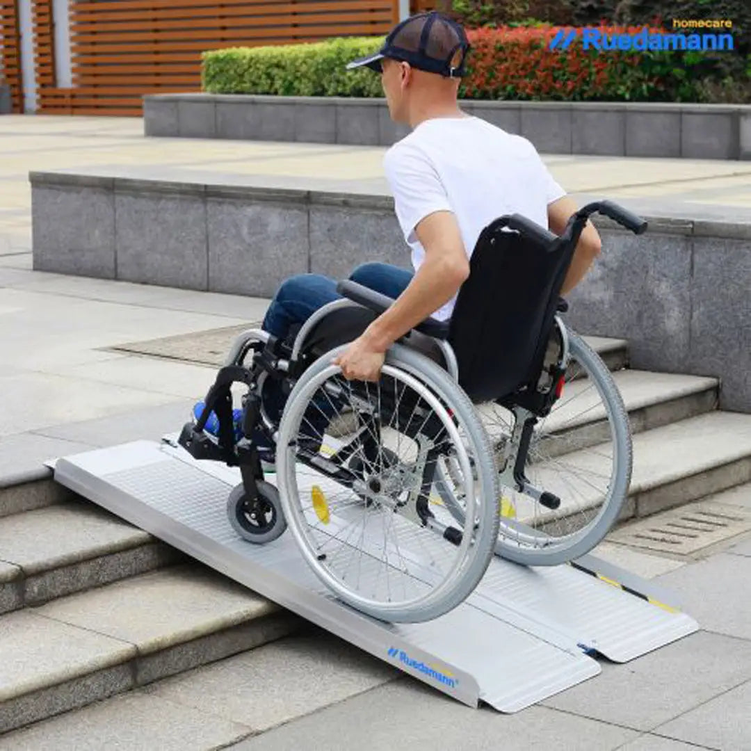 Al Essa Bi-Fold Aluminium Wheelchair Ramp (4 Feet)