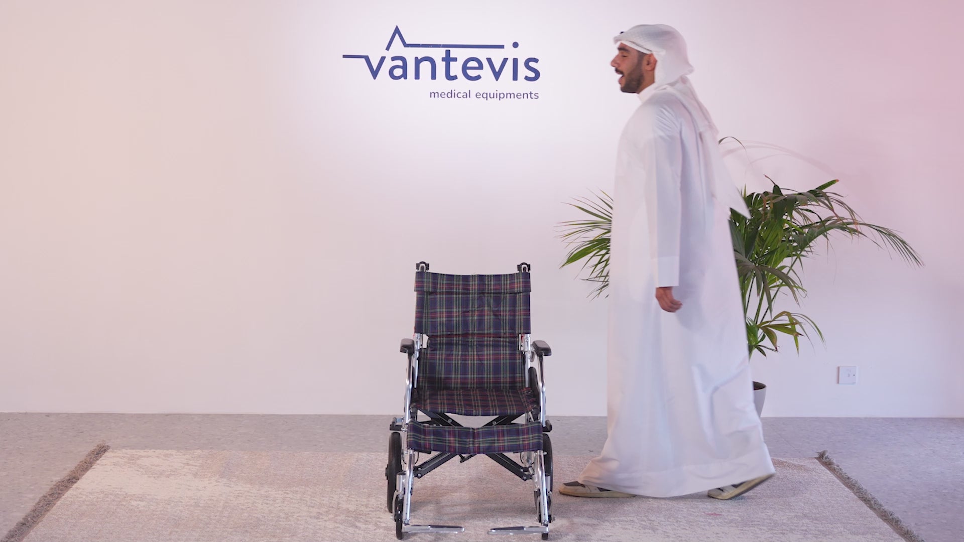 Vantevis Lightweight Aluminum Wheelchair with Hand Brake
