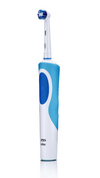 ORAL-B VITALITY 2D CROSS ACTION TOOTHBRUSH (D12.513) 275127